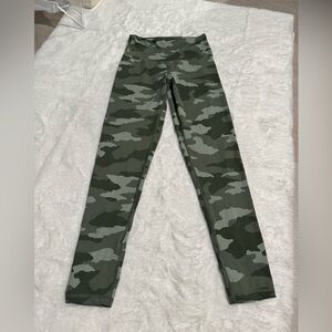 Aerie camo leggings